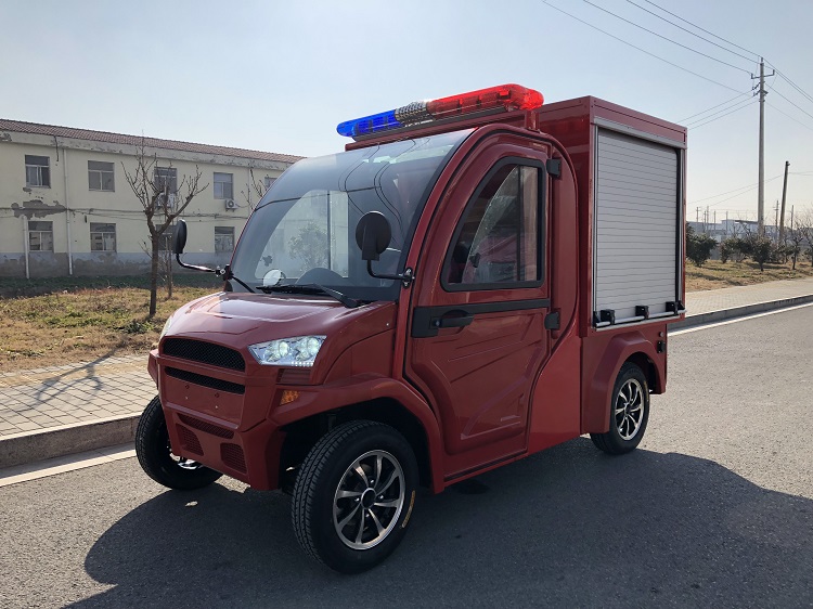 兩座微型電動消防車